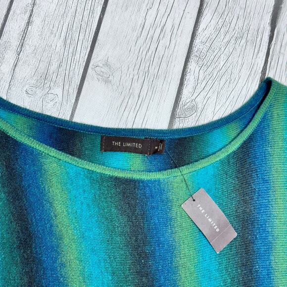 NWT The Limited Green Blue Ombré Dolman Sleeved Sweater - Medium - Picture 4 of 4